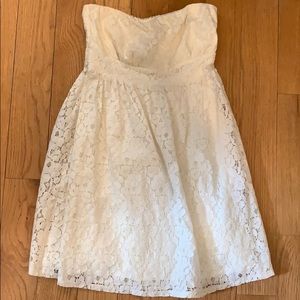 Small cream dress from XXI